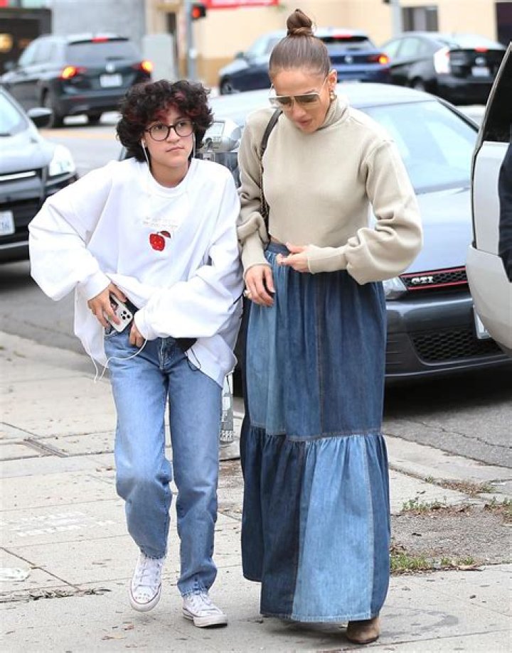 A Rare Night Out! Jennifer Lopez and Emme Muniz Enjoy SZA Concert Together