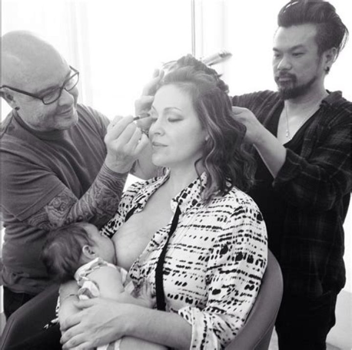 Alyssa Milano Proves Breastfeeding is Beautiful With Intimate #WBW Post!