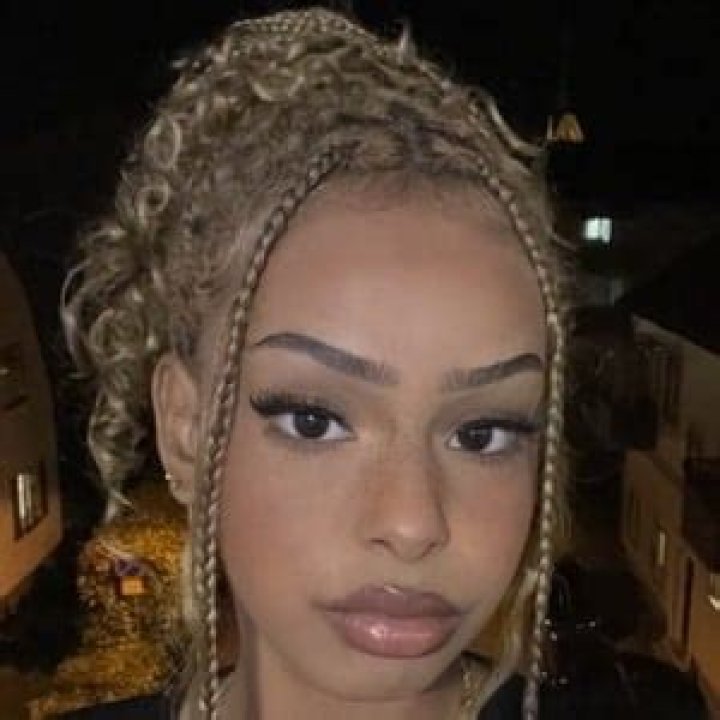 Amina Rashid (TikTok Star) - Age, Birthday, Bio, Facts, Family, Net Worth, Height & More