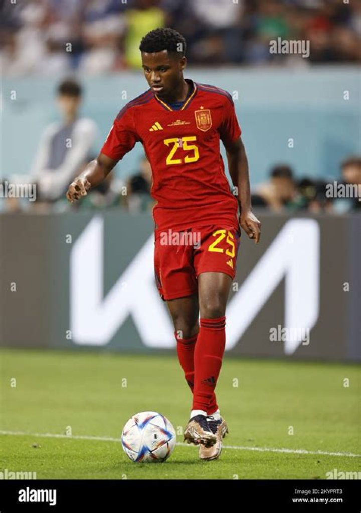 Ansu Fati Biography, Age, Height, Wife, Net Worth, Family