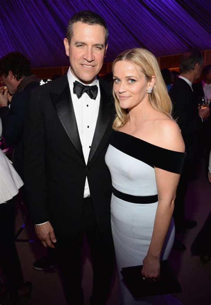 Are Reese Witherspoon and Jim Toth still married?