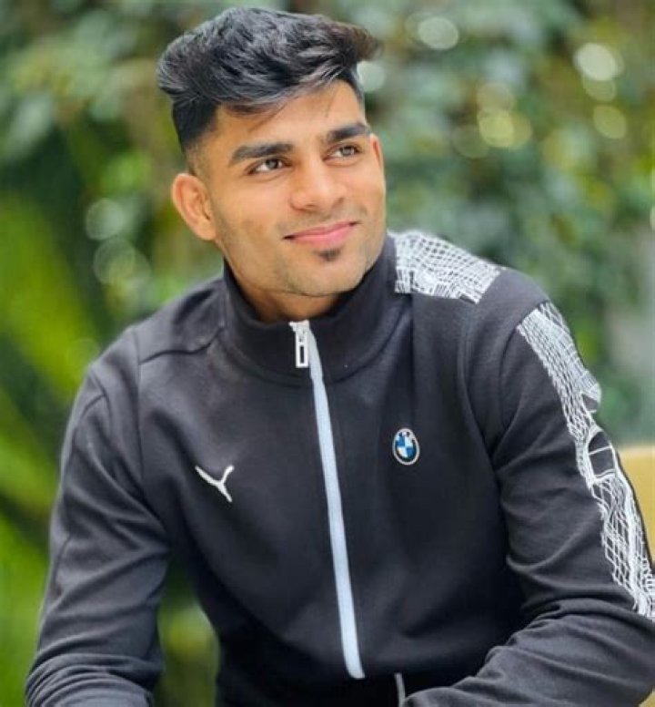 Aslam Kader Biography, Age, Height, Wife, Net Worth, Family