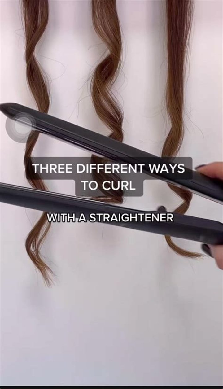 Beauty BuzzIt’s Not Impossible — How to Actually Curl Your Hair With a Straightener!