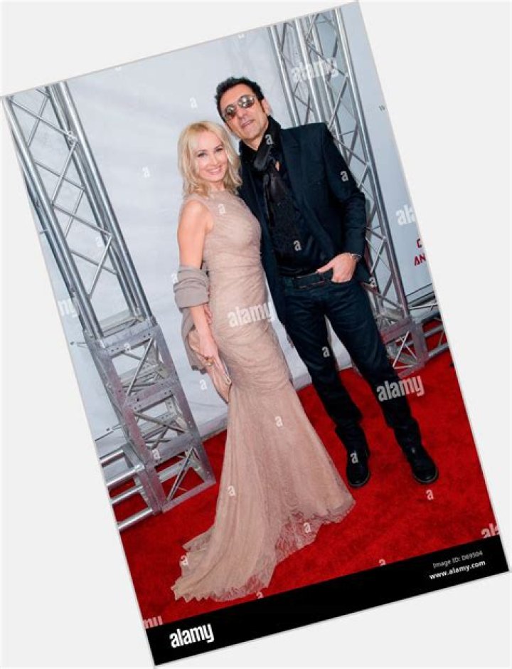 Branko Duric (Comedian) - Age, Birthday, Bio, Facts, Family, Net Worth, Height & More