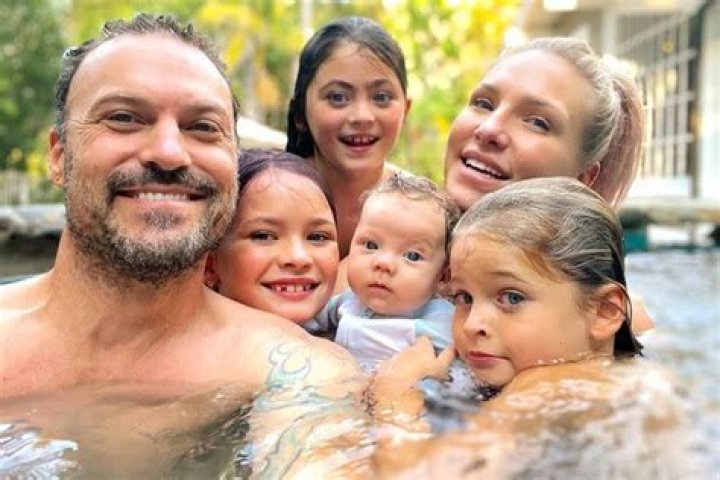 Brian Austin Green Biography, Age, Height, Wife, Net Worth, Family