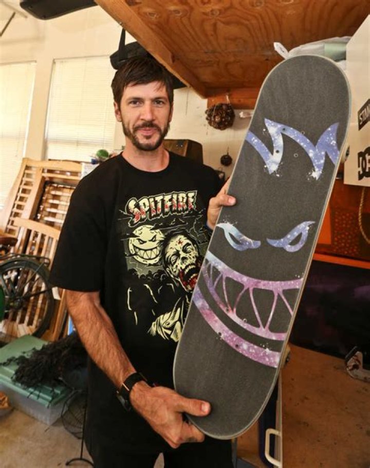 Chris Cole (Skateboarder) - Age, Birthday, Bio, Facts, Family, Net Worth, Height & More