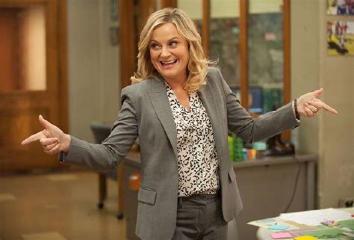 Comedy Legend Amy Poehler’s Crazy Net Worth Is Nothing to Laugh At, Folks