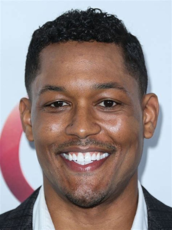 Curtis Hamilton (Movie Actor) - Age, Birthday, Bio, Facts, Family, Net Worth, Height & More