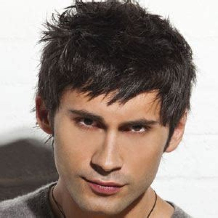 Dan Balan (Pop Singer) - Age, Birthday, Bio, Facts, Family, Net Worth, Height & More