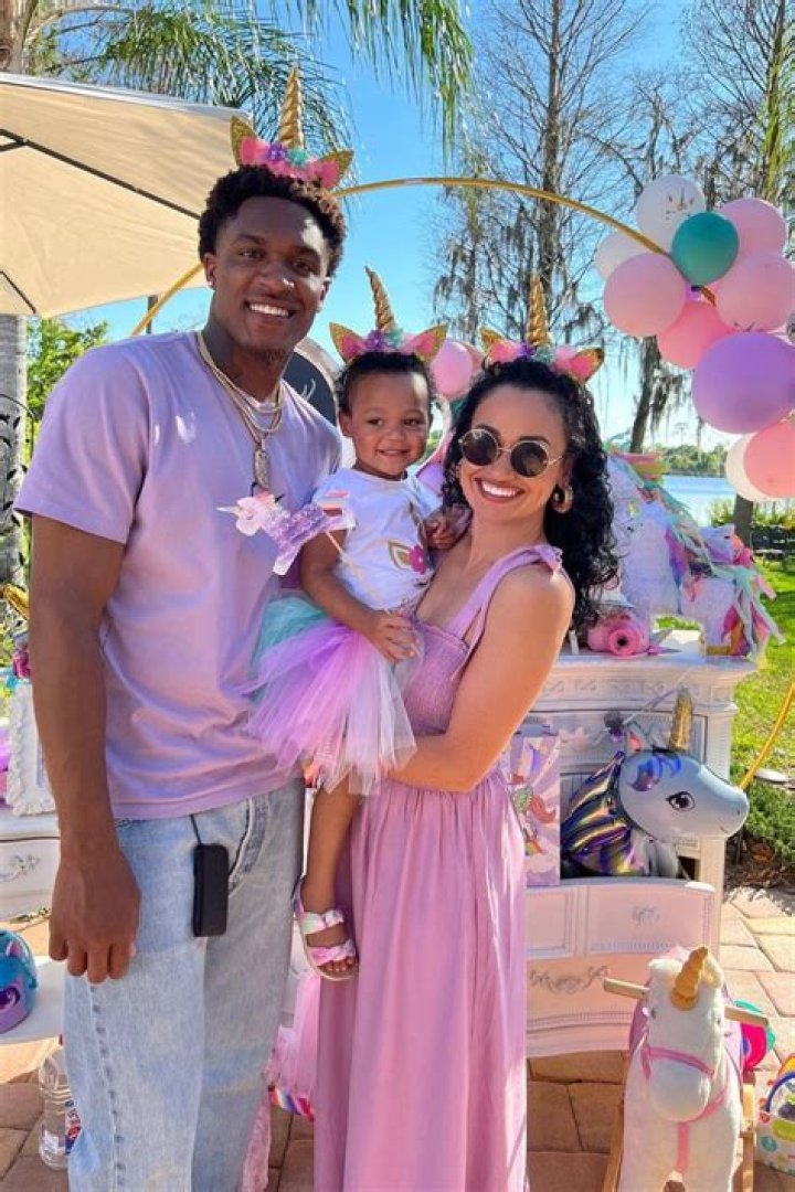 Demarcus Robinson family, wife, children, parents, siblings