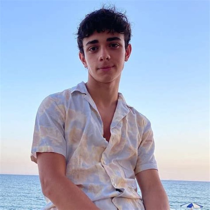 Di Mondo (Estrella de Instagram) - Edad, cumpleaños, biografía, hechos, familia, patrimonio neto, altura y más