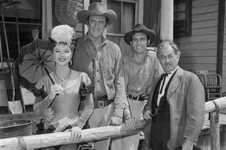 Did Clint Walker ever play on Gunsmoke?