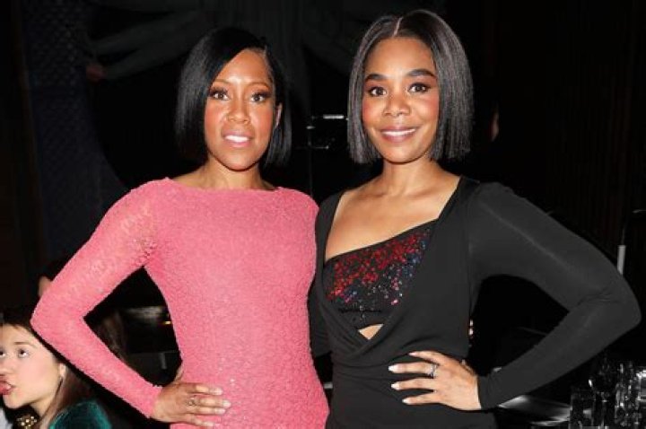 Does Regina King have a brother? Does Regina King have a twin?