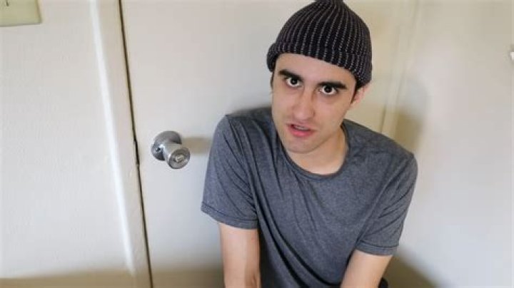 Drew Monson (YouTube Star) - Age, Birthday, Bio, Facts, Family, Net Worth, Height & More