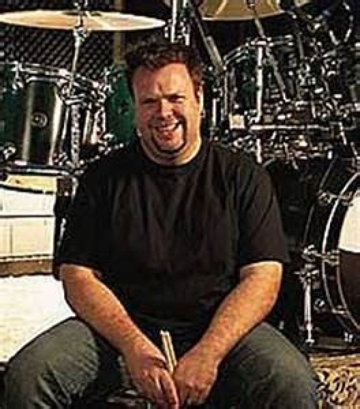 Ed Toth (Drummer) - Age, Birthday, Bio, Facts, Family, Net Worth, Height & More