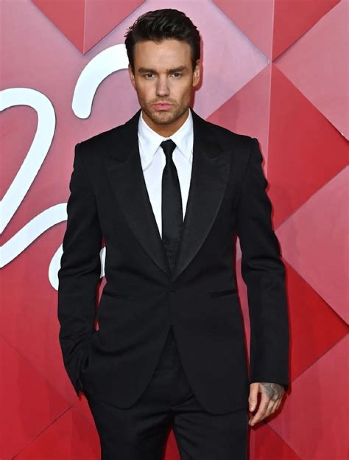 Fans Compare Liam Payne to Edward Cullen in Unrecognizable Photos: ‘He Looks Like He Sparkles’