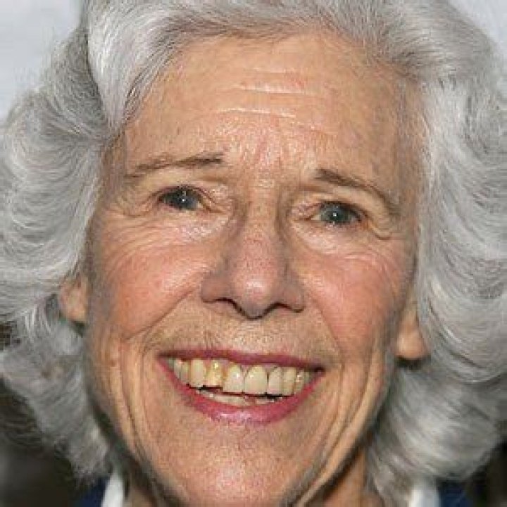 Frances Sternhagen (Stage Actress) - Age, Birthday, Bio, Facts, Family, Net Worth, Height & More
