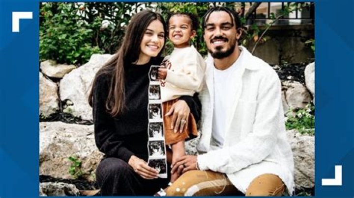 Harry Styles Inviting L.A. Chargers Player Tre Johnson’s Daughter on Tour Is Your Dose of Sunday Sweetness