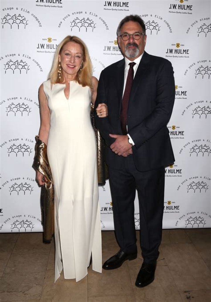 How did Ken Olin and Patricia Wettig meet? – Celebrity.fm – #1 Official Stars, Business & People Network, Wiki, Success story, Biography & Quotes
