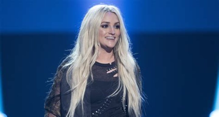 How Jamie Lynn Spears Went From Pregnant Teen Actress to Country Singer