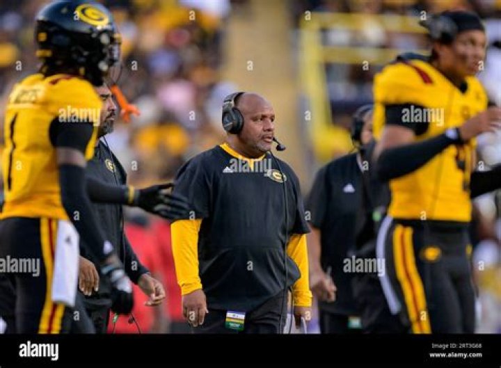 Hue Jackson (Football Coach) - Age, Birthday, Bio, Facts, Family, Net Worth, Height & More