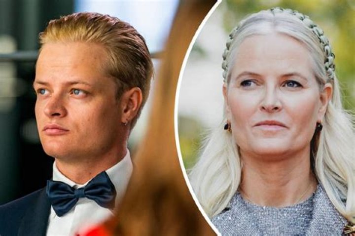 Hvað er Rebecca Herbst há?