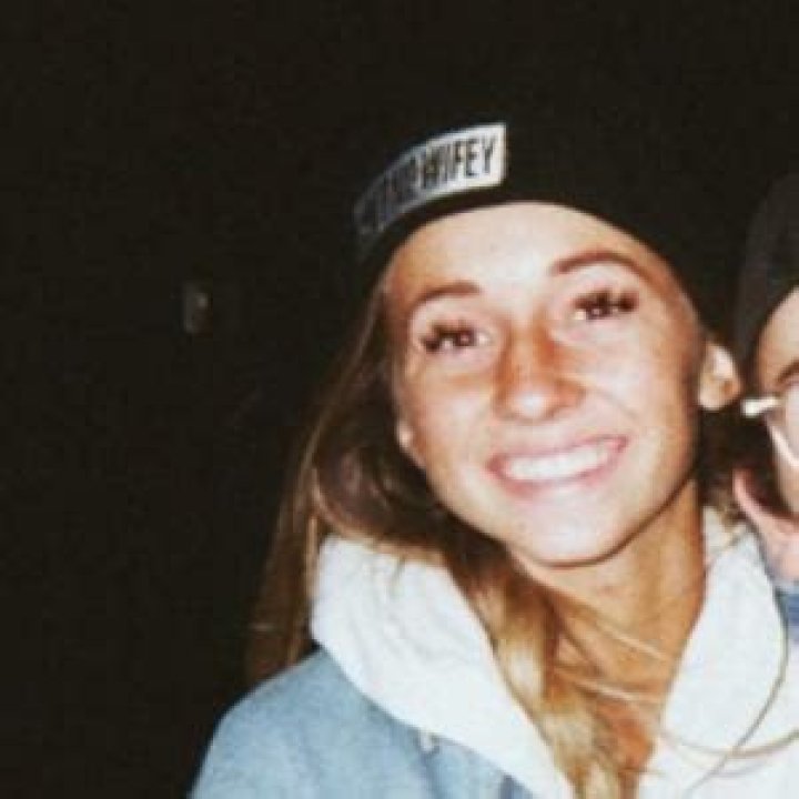 Indy Blue (Blogger) - Age, Birthday, Bio, Facts, Family, Net Worth, Height & More