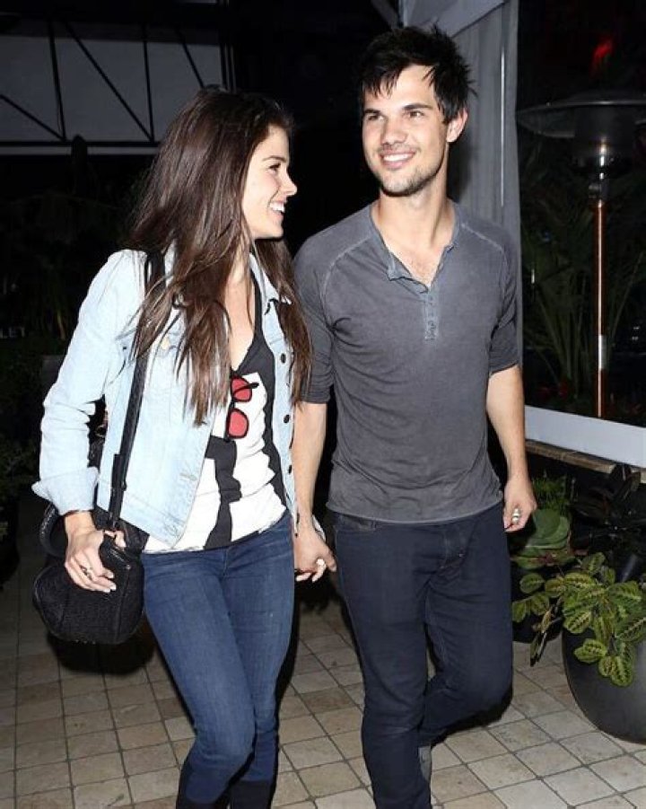 It's OverTaylor Lautner and Girlfriend Marie Avgeropoulos Breakup After More Than a Year of Dating