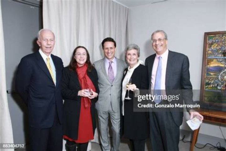 J. Hyatt Brown Biography, Age, Height, Wife, Net Worth and Family