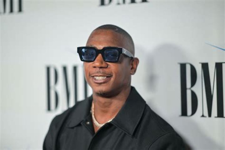 Ja Rule (Rapper) - Age, Birthday, Bio, Facts, Family, Net Worth, Height & More