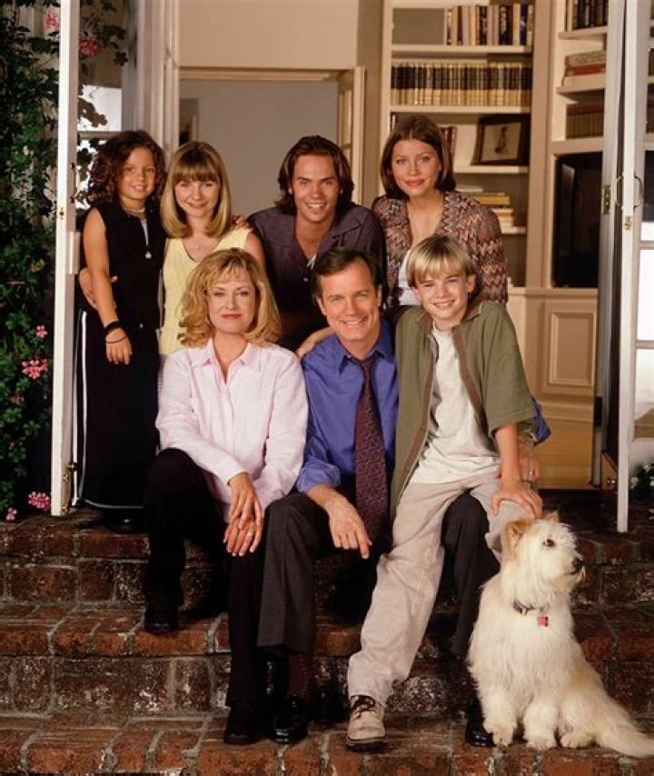Jessica Biel Reunites With ‘7th Heaven’ Co-Stars — See the Photo!