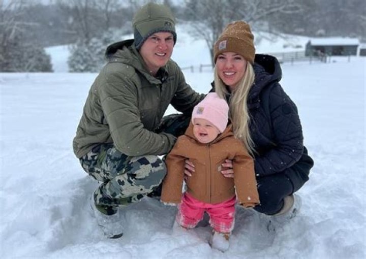 Jon Pardi Biography, Age, Height, Wife, Net Worth, Family