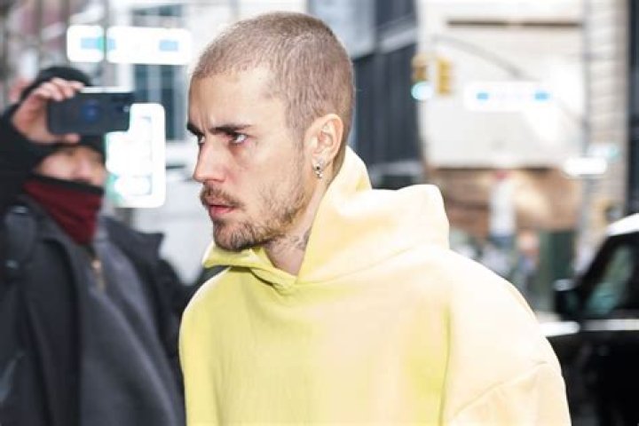 Justin Bieber Shaves His Head & Debuts A New Look