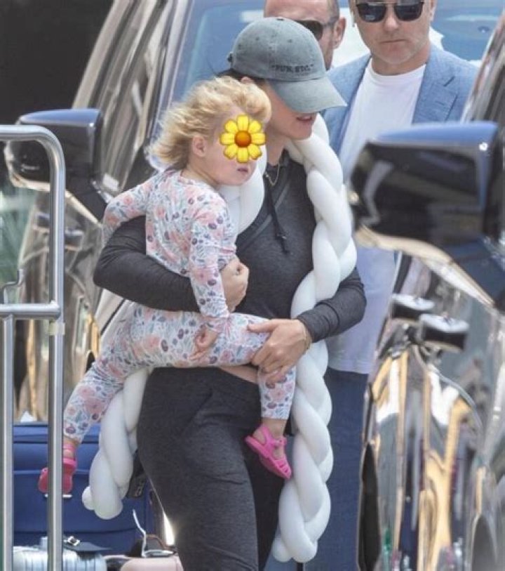 Katy Perry and Orlando Bloom Take Baby Daisy Out During Her 1st Mother’s Day Weekend