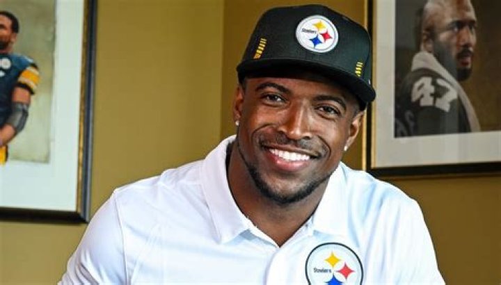 Keanu Neal biografía, edad, altura, esposo, net worth, familia