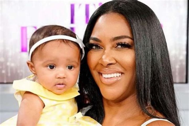 Kenya Moore Is Raising A Superstar, Brooklyn Daly, Who Is Loved By The Camera As She Gets Ready For Mother’s Day — This Video With Loni Love Proves The Point
