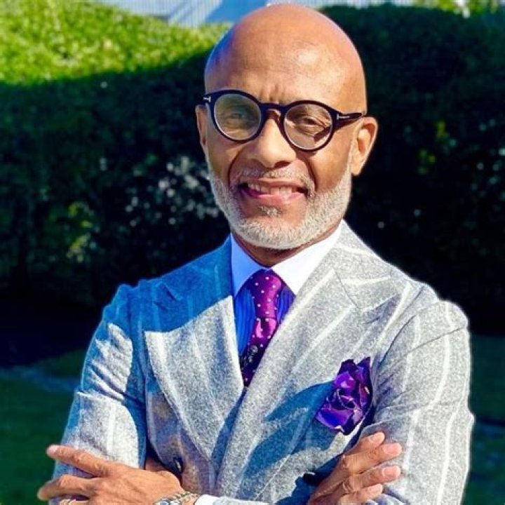 Kevin Chapman (YouTube Star) - Age, Birthday, Bio, Facts, Family, Net Worth, Height & More