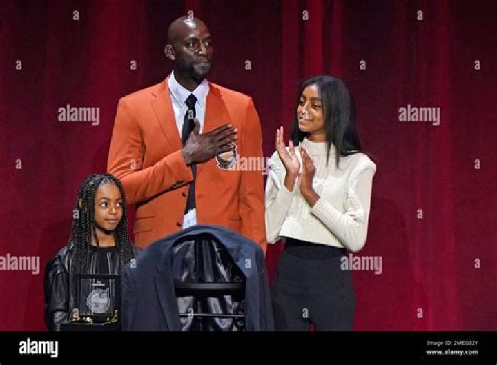 Kevin Garnett Biography, Age, Height, Wife, Net Worth, Family
