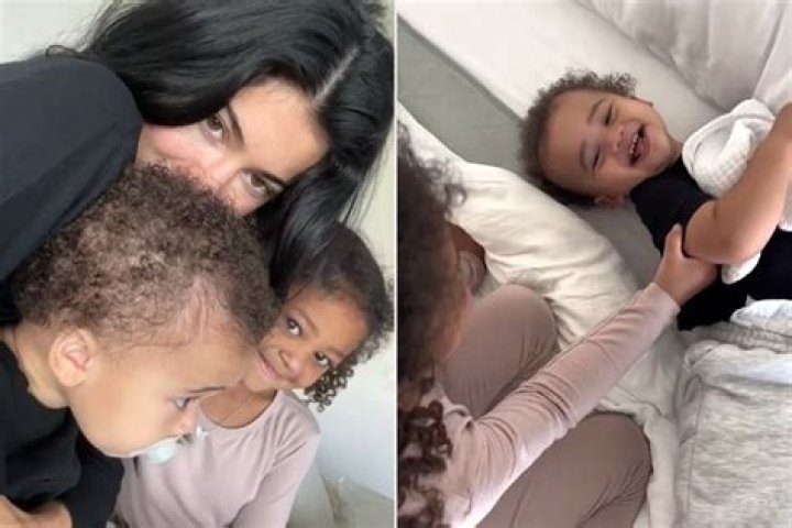 Kylie Jenner Cuddles With Niece Dream Kardashian on Snapchat