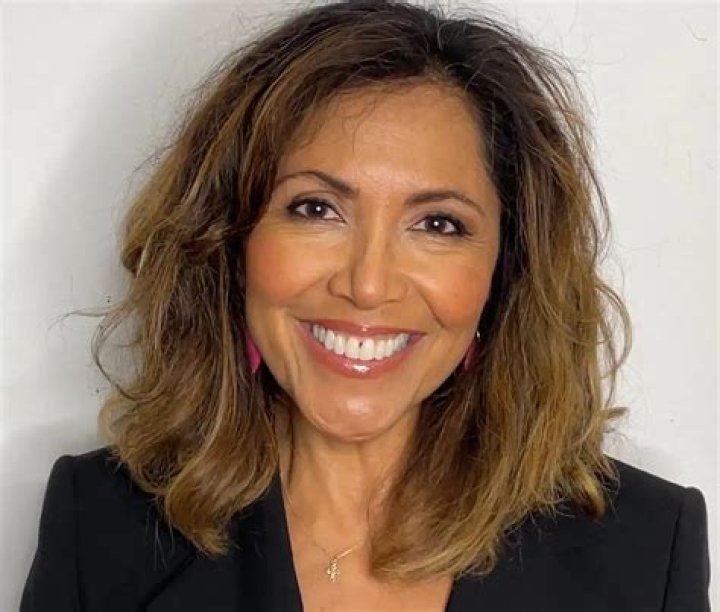 Laura Cerón (TV Actress) - Age, Birthday, Bio, Facts, Family, Net Worth, Height & More