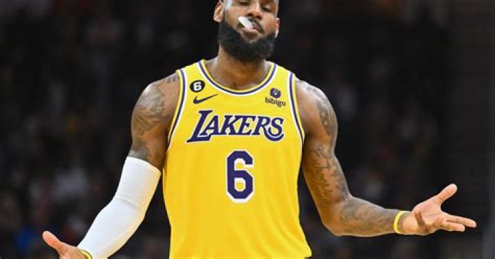 LeBron James Gets In On AI Portrait Trend