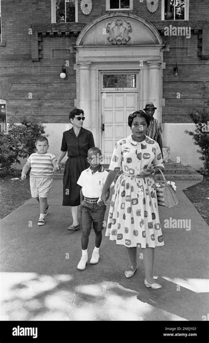 LeToya Luckett Visits Elementary School Where She Met Beyoncè Prior To Destiny's Child