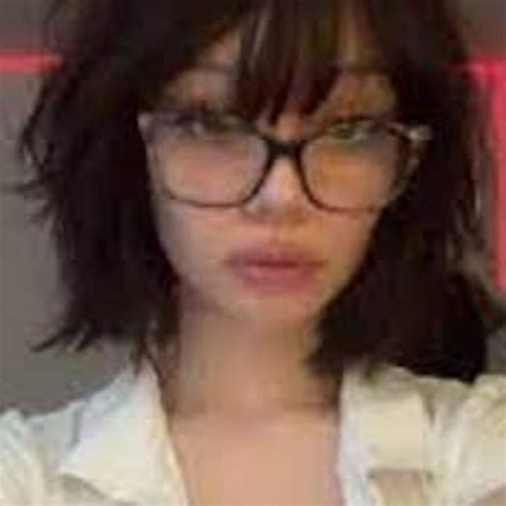 Luvtheflex (TikTok Star) - Age, Birthday, Bio, Facts, Family, Net Worth, Height & More