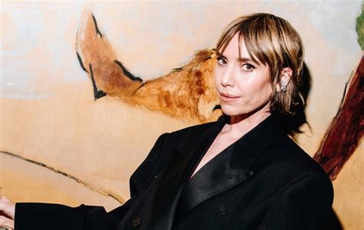 Lykke Li Biography, Age, Height, Husband, Net Worth, Family