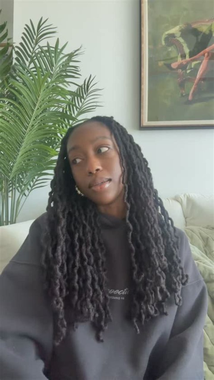 Lynae Vanee (Instagram Star) - Age, Birthday, Bio, Facts, Family, Net Worth, Height & More