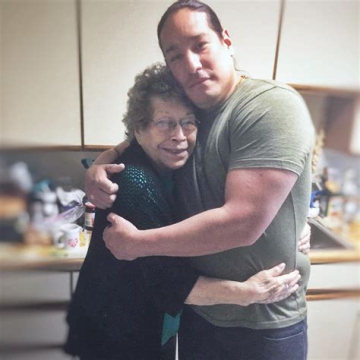 Michael Spears Biography, Age, Height, Wife, Net Worth, Family