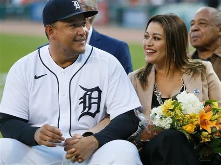 Miguel Cabrera Biography, Age, Height, Wife, Net Worth, Family