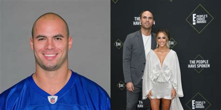 Mike Caussin Biography, Age, Height, Wife, Net Worth, Family
