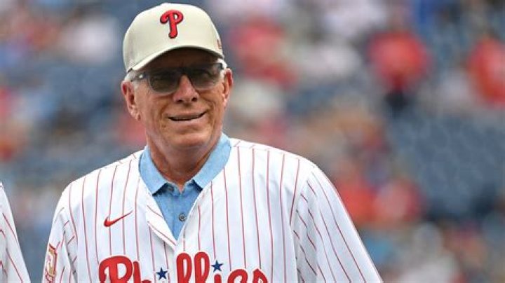 Mike Schmidt (Baseball Player) - Age, Birthday, Bio, Facts, Family, Net Worth, Height & More