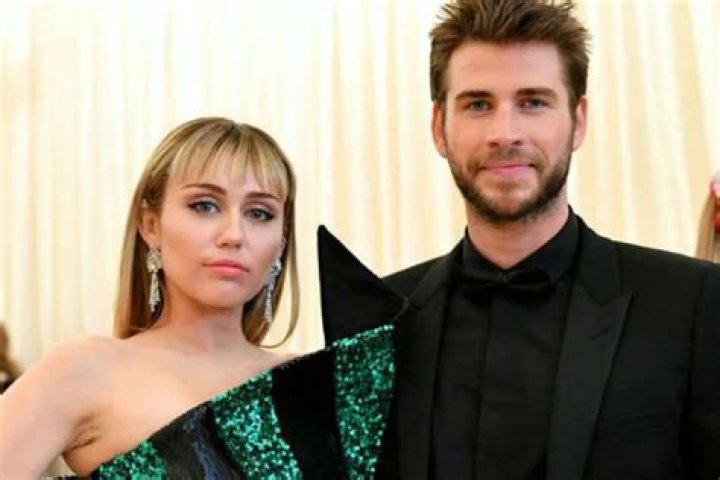 Miley Cyrus Tried To Make Her Marriage To Liam Hemsworth Work For Months Before Ending It For Good